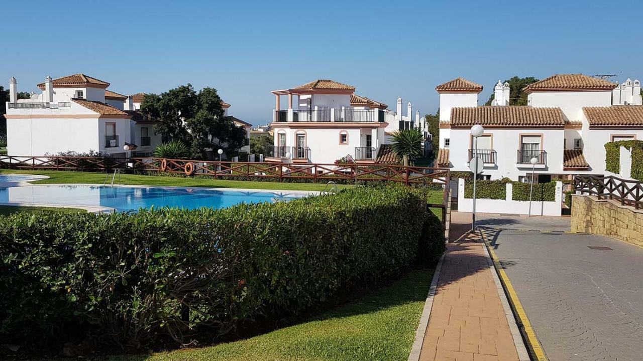 Las Lomas De Cabopino Марбелья Экстерьер фото